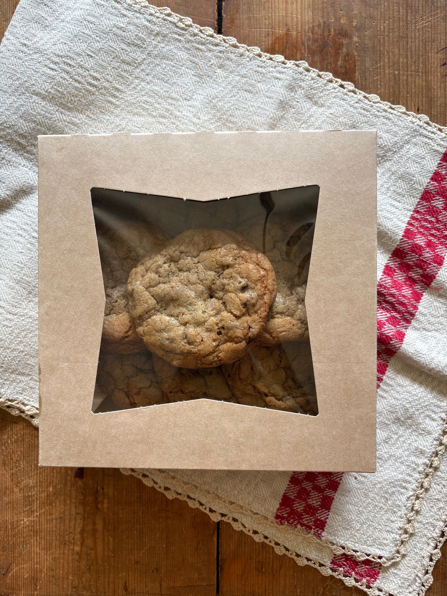 Organic chocolate chip cookies