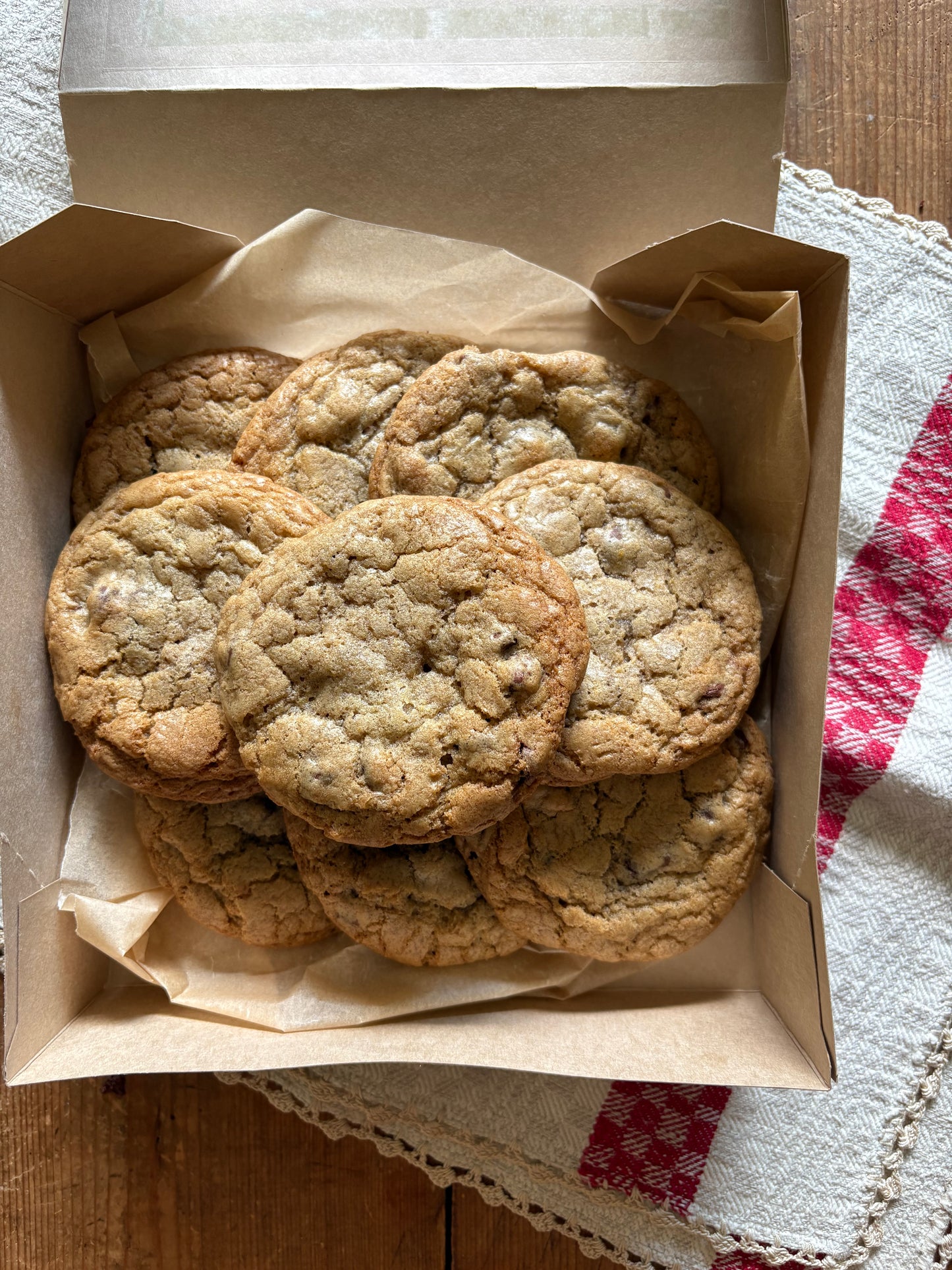 Organic chocolate chip cookies